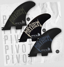 Charger l'image dans la galerie, FCS II Mayhem Pivot Tri Fin Set / Ensemble de trois ailerons FCS II Mayhem Pivot