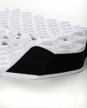 Charger l'image dans la galerie, Creature Griffin Colapinto