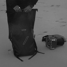 Charger l'image dans la galerie, Deflow - Waterproof Bag